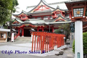 神社内の鳥居